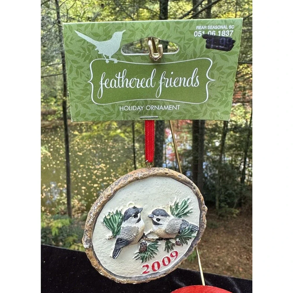 Target 2009 Feathered Friends HOLIDAY Ornament Chickadee Birds New! -S68